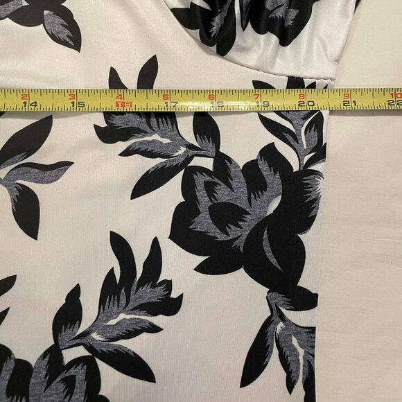 TANGO MANGO Tunic, floral print, sparkly zip-up, women size L. 3/4 sleeves. - Picture 7 of 10